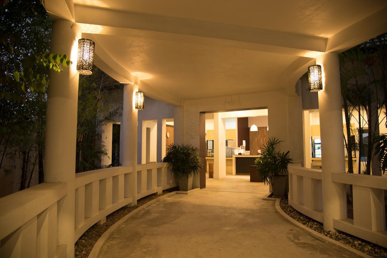 Hotel The Square Rayong Esterno foto